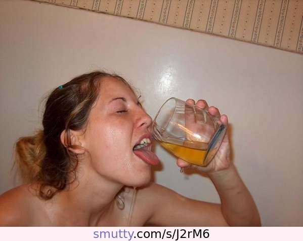 #piss #pissing #pee #peeing #pissinmouth #peeinmouth #drunkpiss #drunkpee