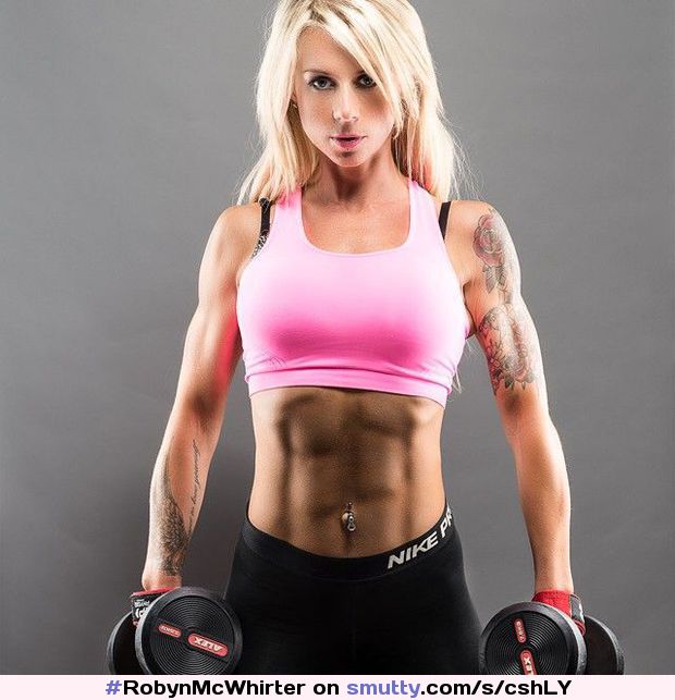 #RobynMcWhirter #FitnessModel #SexyBabe #fitbabe #blonde #sportsbra #yogapants #workoutoutfit #stomach #abs #muscularwoman