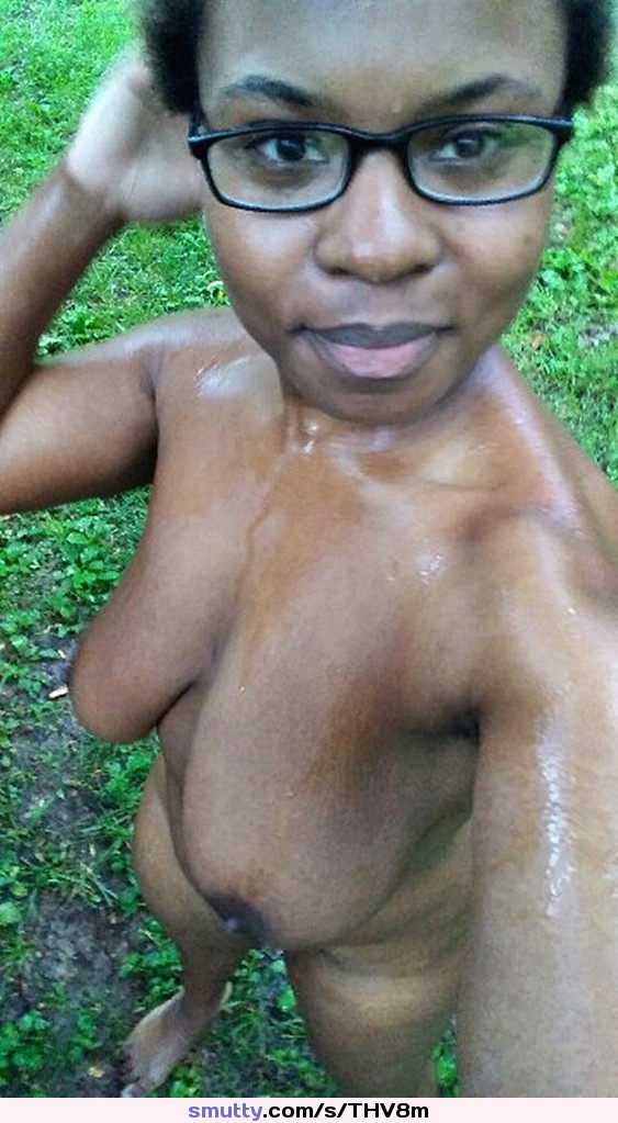 #nude #naked #black #ebony #public #exhibitionist #selfie #outdoors #nakedinpublic #nudeinpublic