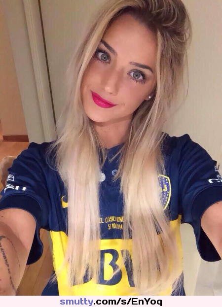 #Boca #SoccerFan #selfie #Argentina #SolangeRivas
#beautiful #attractive #cute #issheinnocent #IsSheLegal ?
#9outof10 #RSOPpiri !!!!