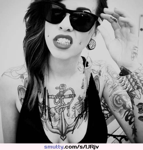 annesowhat:“tattooed c*unt” #goth #punk #punkgirls #tattooedgirls #emo #babes