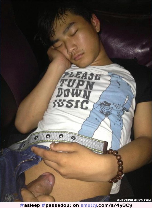#asleep #passedout #asian #chinese #japanese #straight #str8 #drunk