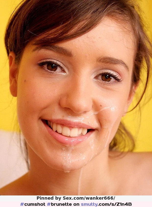 #cumshot #brunette #eyecontact #smile #cumonface #facial #cuteface #portrait #sexy
