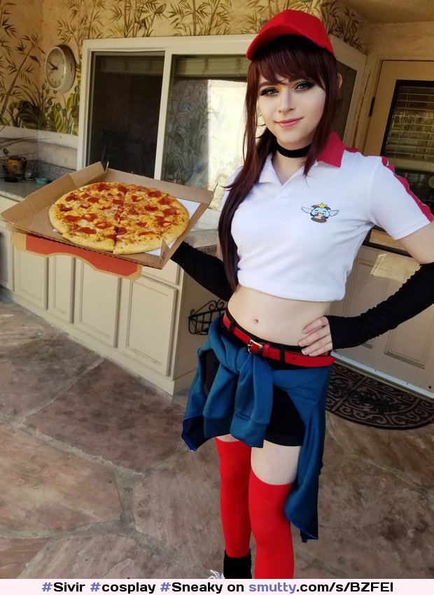 #Sivir #cosplay #Sneaky #trap #leagueoflegends #stockings #PizzaDelivery