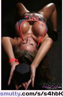 #babes #boobs #breasts #fitnessbabe #fitnessperfect #hot #hotbody #hottie #nipslip #perfecttanlines #tits #titsout #weightlifting #weights