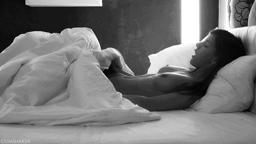 Couple Sensual Cunnilingus Slim Slender Goodmorning Bed