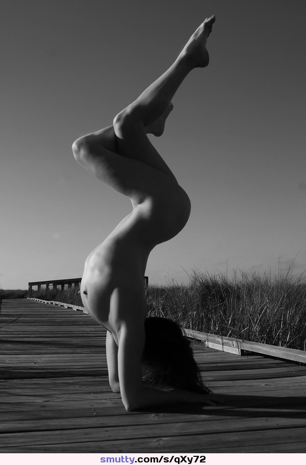 #artisticnude #artnude #fit #gorgeous #headstand #nicelegs #nipples #outdoo...