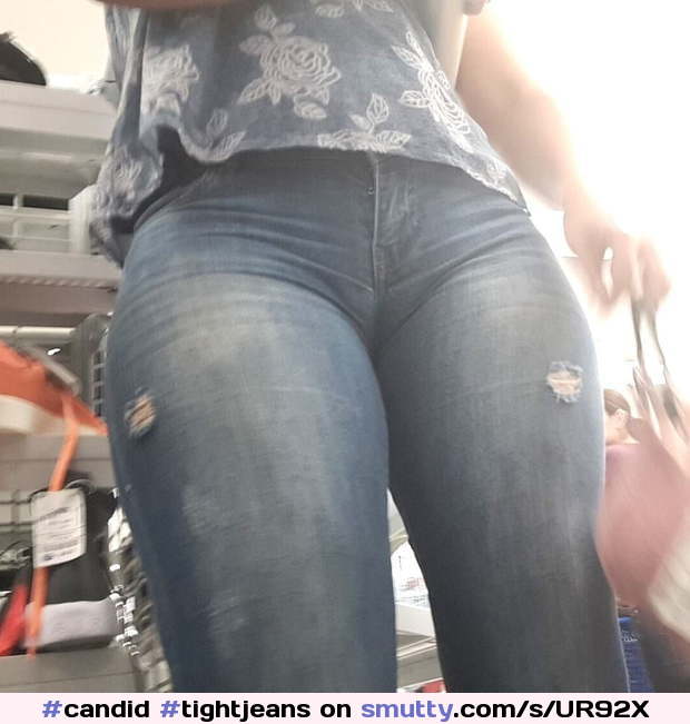 candid #tightjeans #cameltoe