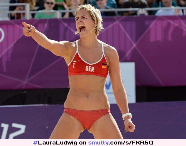 #LauraLudwig #beachvolleyball #sporty #muscular #muscularwoman #athletic #fitbody #screaming