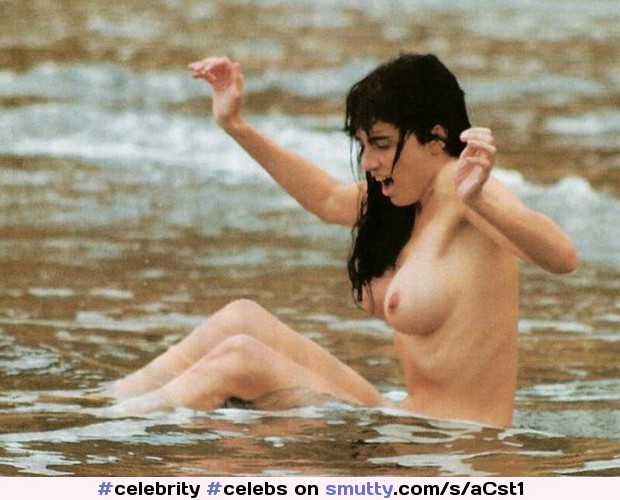 Beatriz Rico caught topless paparazzi image #celebrity #celebs #celebrities...