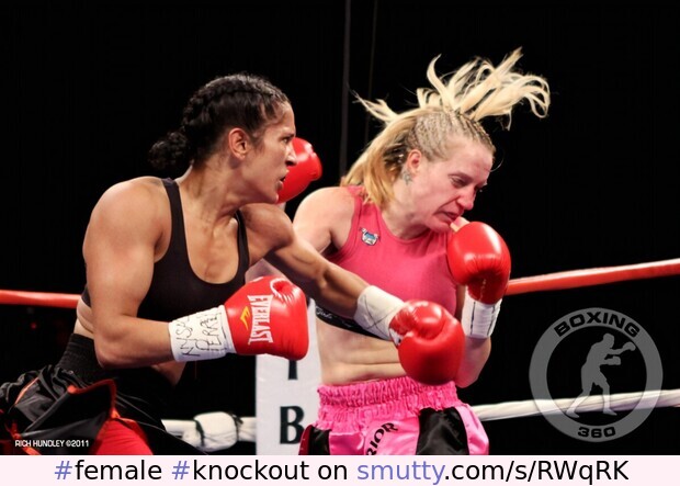 #female boxing #knockout #knockedout #KTFO #girlfight