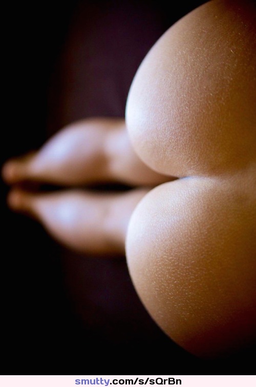 #topview #pov #ass #legs #cheeks #butt #beautiful #photography #erotic #eroticart #nudeart #ass #asscheeks #sexy #hot #sensual #wow