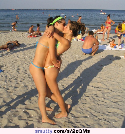 #realgirls #amateur #girlfriends #lesbian #lesbians #kissing #bikini #nonnude #beach #sunglasses #ponytail #brunette #teen