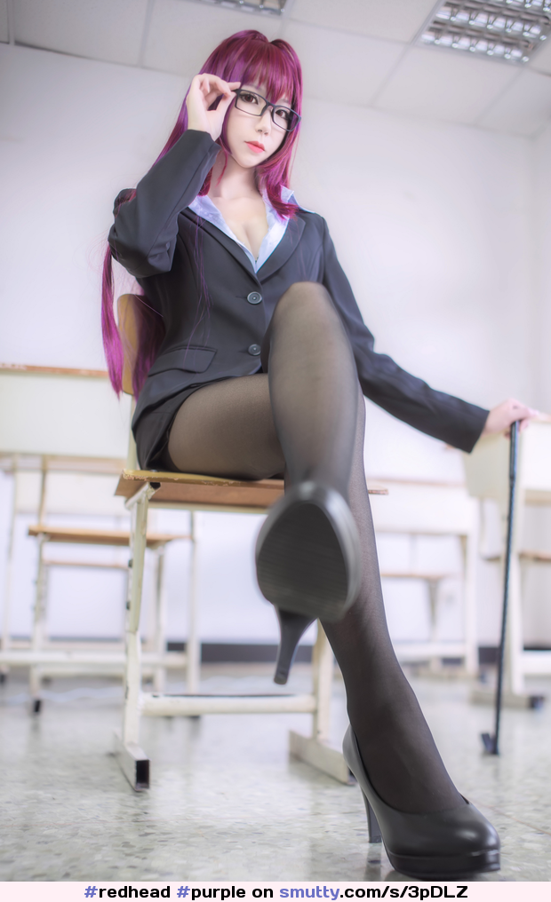 #redhead #purple #purplehair #glasses #redlips #teen #babe #schoolgirl #teacher #dressed #pantyhose #Japantyhose #Japanese #asian #heels
