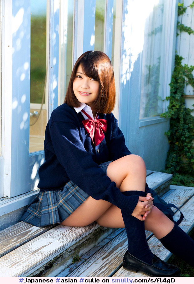 #Japanese #asian #cutie #schoolgirl #uniform #supercute #AsukaKishi #miniskirt #teen #stockings #legs #thighs #teenmistress #innocent #nn