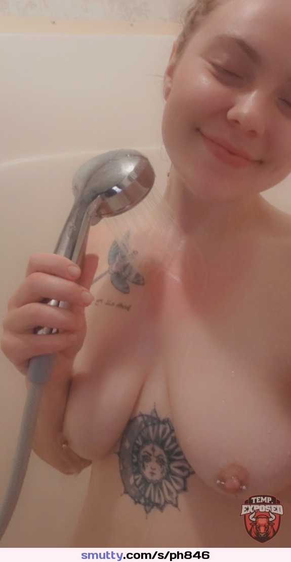 #lexi #showering #bigtits #wetslut #exposedteen #nakedgirl #toplessgirl #bigboobs #saggytits #tattooedbabe #tattedbabe #inkedslut