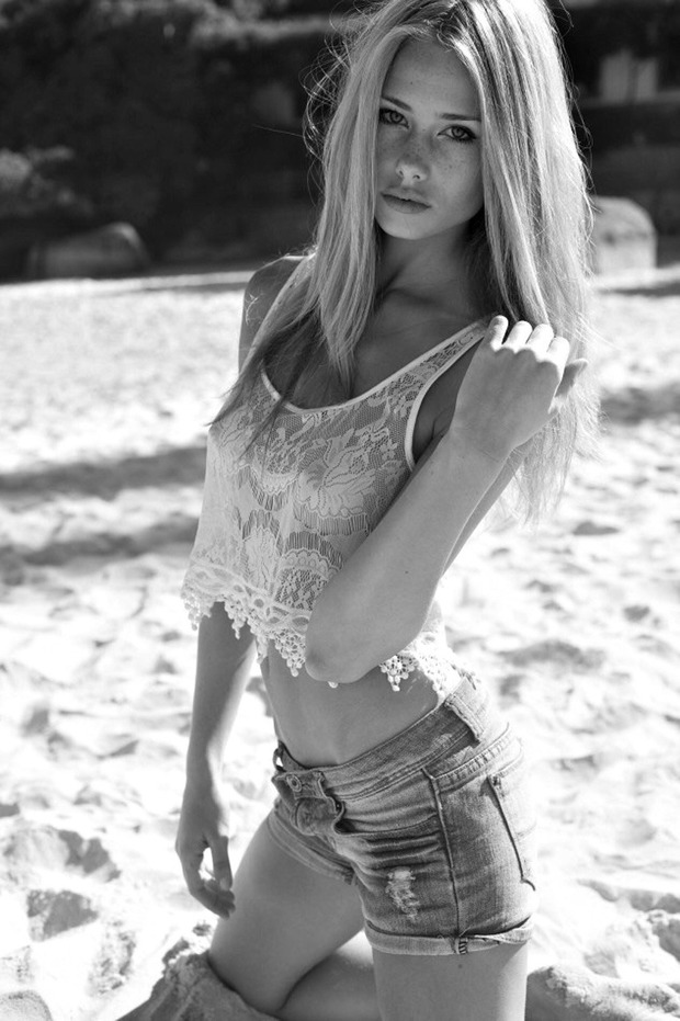 #beach#Beautiful#blonde#teen#jeanshorts#nonnude#prettyface#sexy#seethroughtop