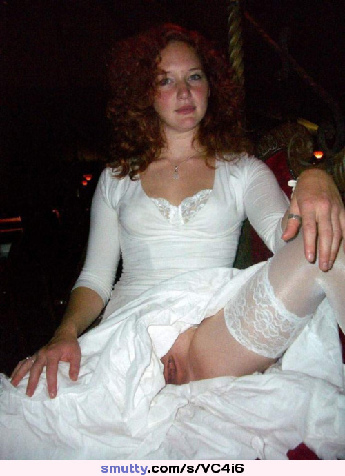 #bride #flashingcunt #wayhot #ginger
