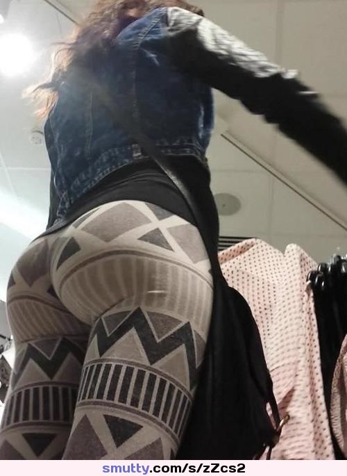 #yogapants #leggings #booty #niceass #bigass #creepshot #public
