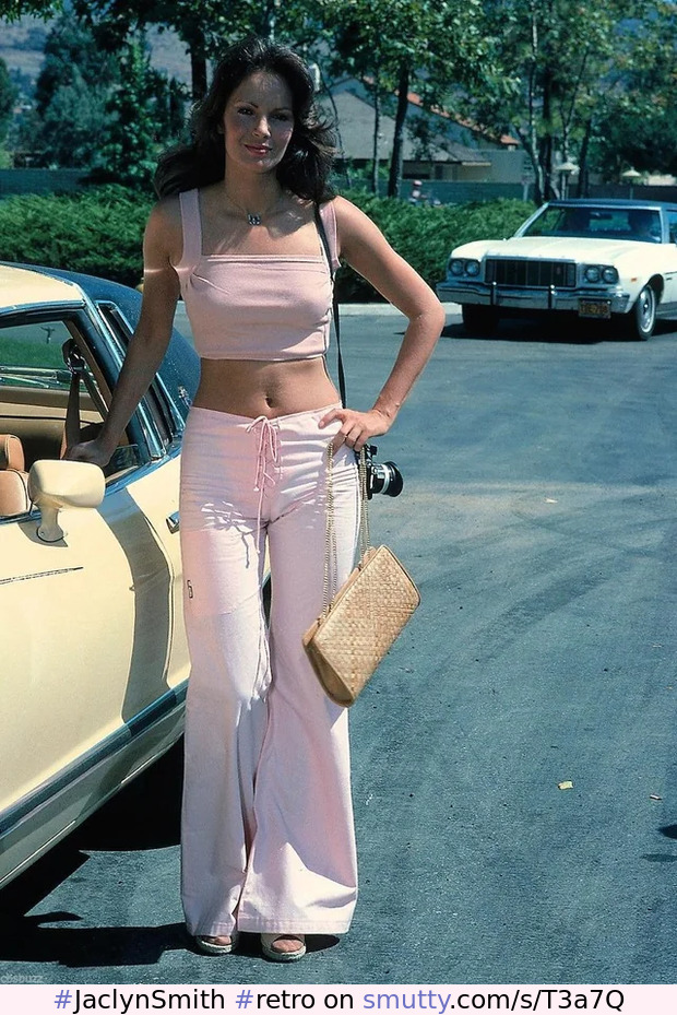 #JaclynSmith #retro #beauty #pink #charliesangels #Angel #smokeshow #clothed #celebrity