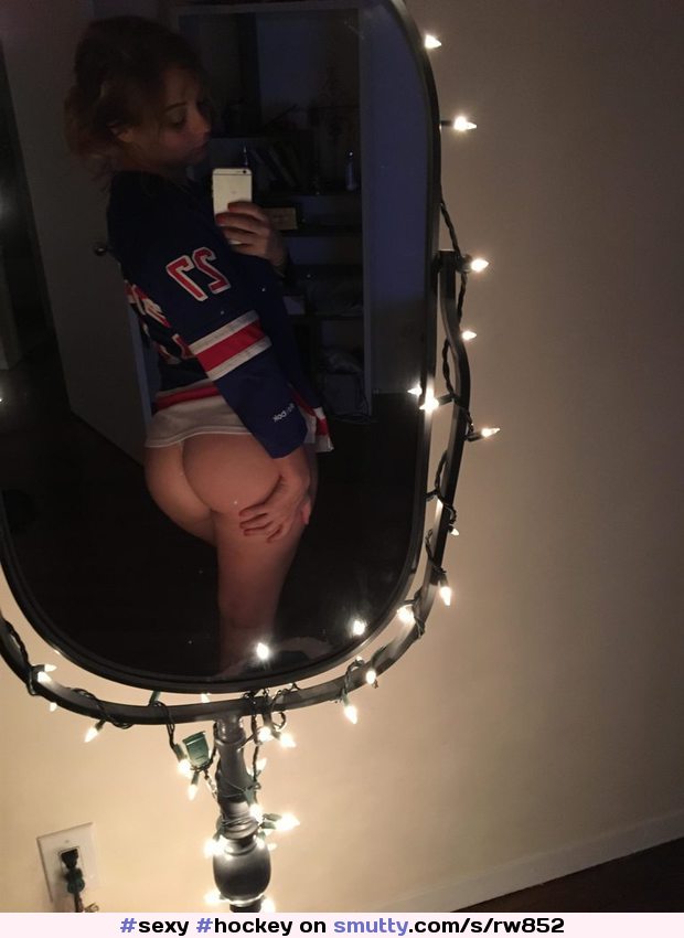 #sexy #hockey #newyorkrangers #jersey #hockeyjersey #ass #selfie