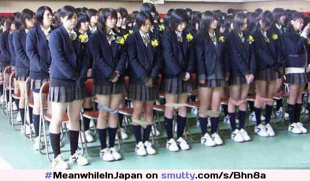 #MeanwhileInJapan #asian #Japanese #japanesegirlsrule #cosplay #schoolgirls #schooluniform #GroupOfGirls #shortskirts #knickersdown #weird