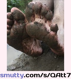 Dirty man hope you like it    #dirtyfoot #mud #barefeet #barefoot #malesoles #gayfeet #footworship #funfeet #bigfeet #mensfeet