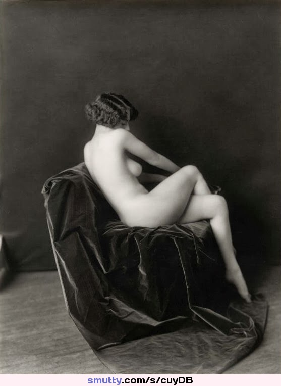 #AlfredCheneyJohnston #vintage #1920s #shorthair #ZiegfeldGirl