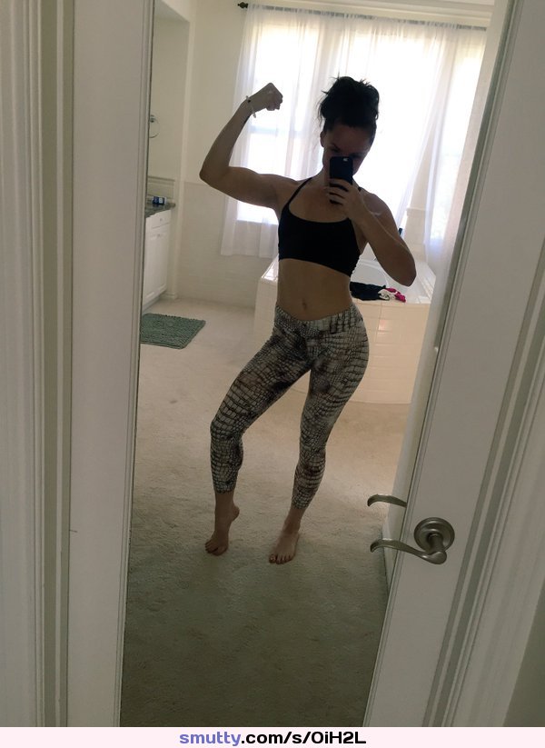 #ToriBlack #selfie #leggings #mirrorshot