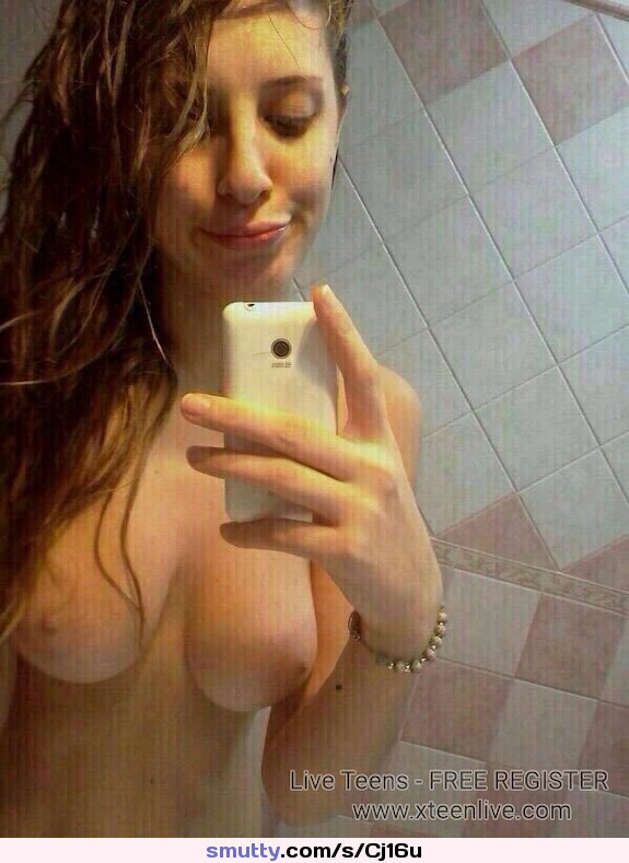 Very confident girl taking her selfie! #Sexy #teen #hot #babe #perfect #boobs #hotbabe #hottie #pussy
