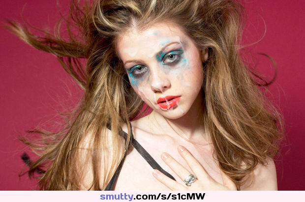 #MichelleTrachtenberg #cum #facial #cumfake #fake #photoshop #makeup