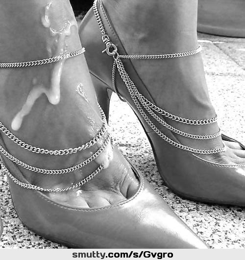 #heels #shoes #cumonheels #cumonshoes #cum #anklet #cumdripping #cumonfoot #footfetish #feet #BlackAndWhite