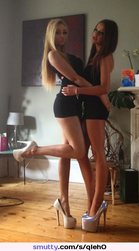 #twogirls #minidress #tightdress #goingout #longlegs #platformheels