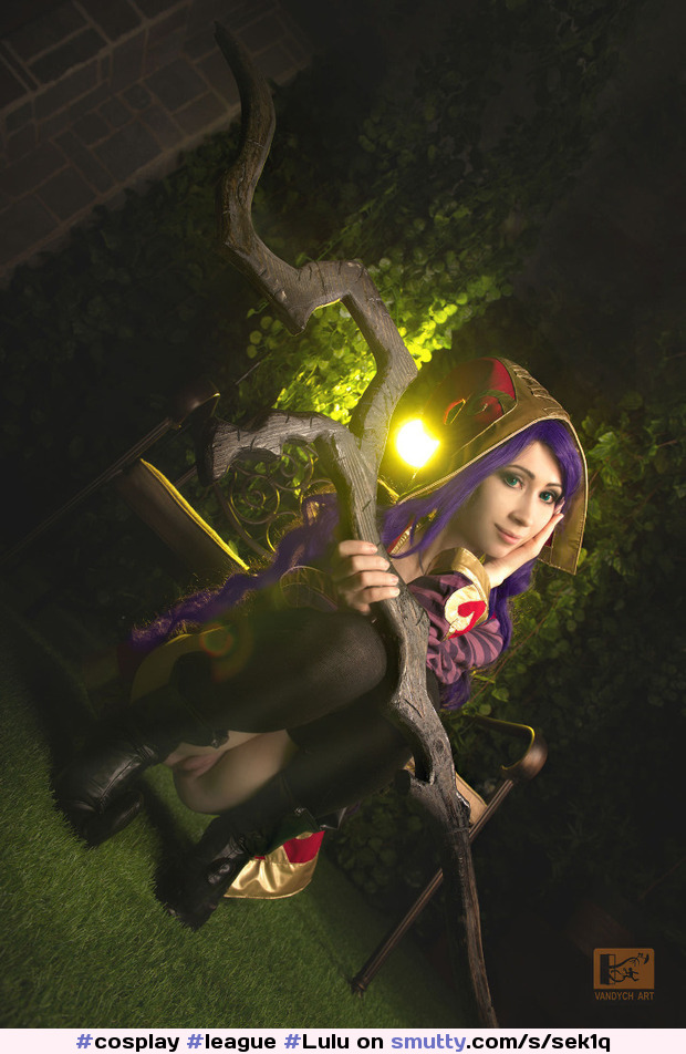 #cosplay #league-of-legends #Lulu showing #pussy
