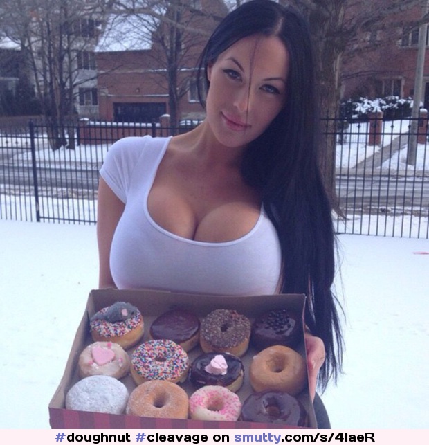 #doughnut  #darkhair #winter
