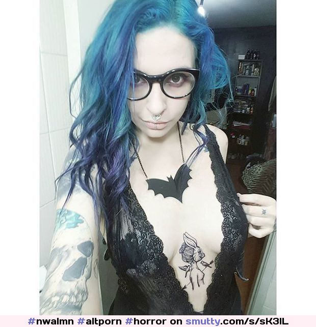 #nwalmn #altporn #horror #tatoogirl #DyedHair #sg #InkedDoll #pierced #SeptumPiercing #glasses #bat #seethrough #robe #gothgirl #gothgirl