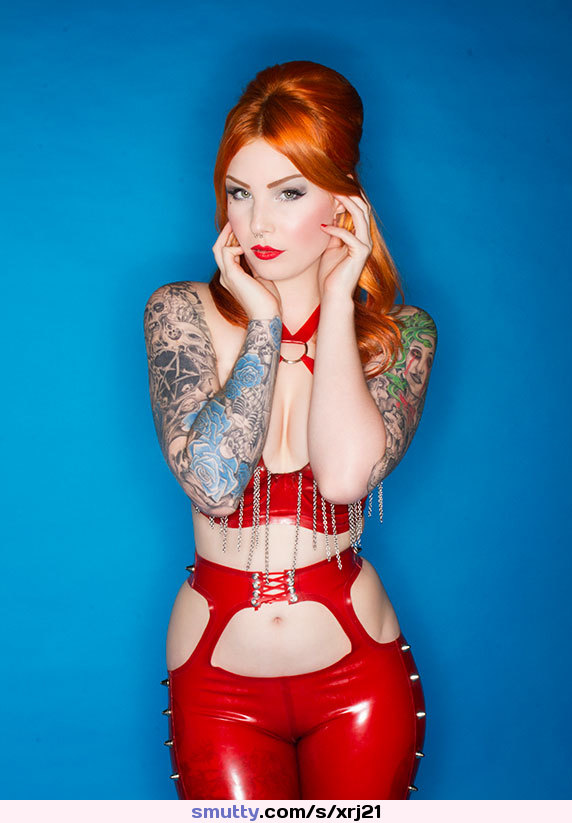 #latex #redhead #tattoo  #slimwaist #greatbody #nicelegs #seethrough #redlips #dyedhair #fuckable #perfecttoy #slutwear #slut