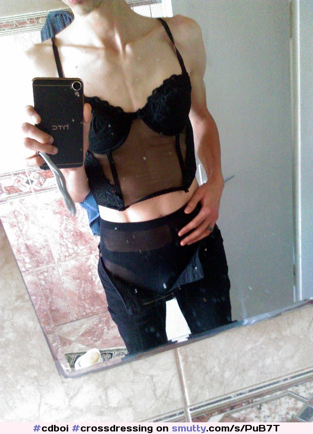 Solo today i'm going out for work rocking some panties, pantyhose and corset under my boi clothes :) #cdboi#crossdressing#crossdresser