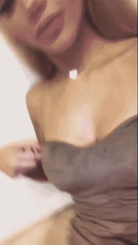 Just a great flash #babe #JustPerfectGif #JustPerfect #greattits #GreatRack #flashing #flash #ImPussy