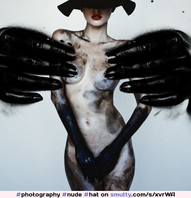 Dirty hands. #photography #nude #hat #colored #collage #photomanipulation #dirty