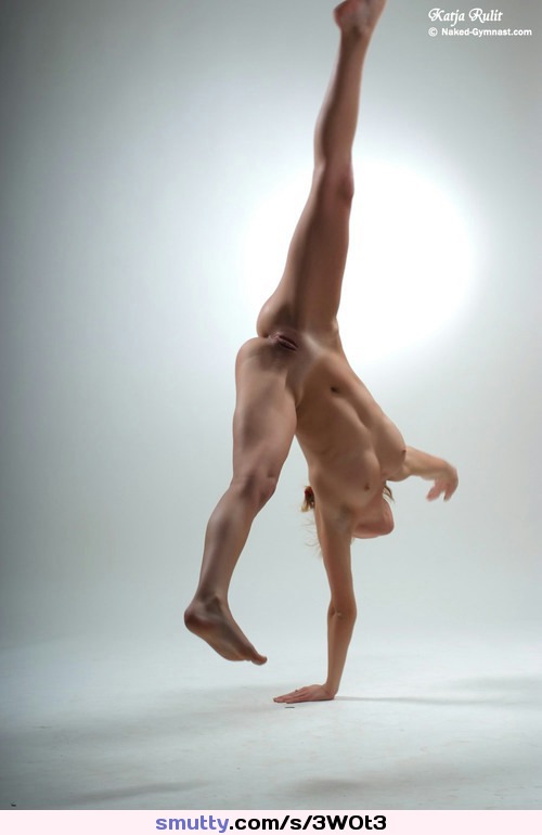 #gymnastic#gymnast#acrobatic#acrobatics#acrobat#skinny#slim#slimbody#hotbody#amazingbody#sexybody#hottie#SexyBabe#fit#fitbody#photography