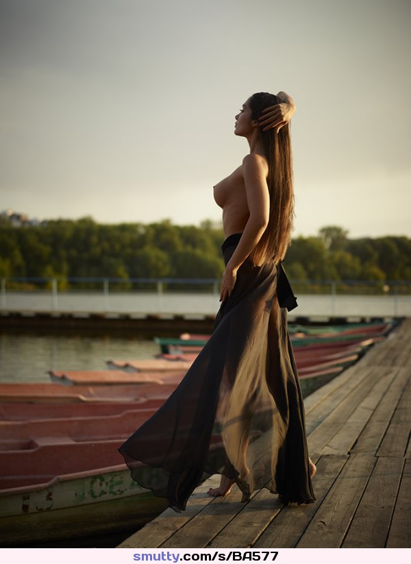 #sideprofile#daylight#nature#outdoor#outdoornudity#public#PublicNudity#boats#photography#seethru#seethrough#sheer#topless#sideface#brownhair
