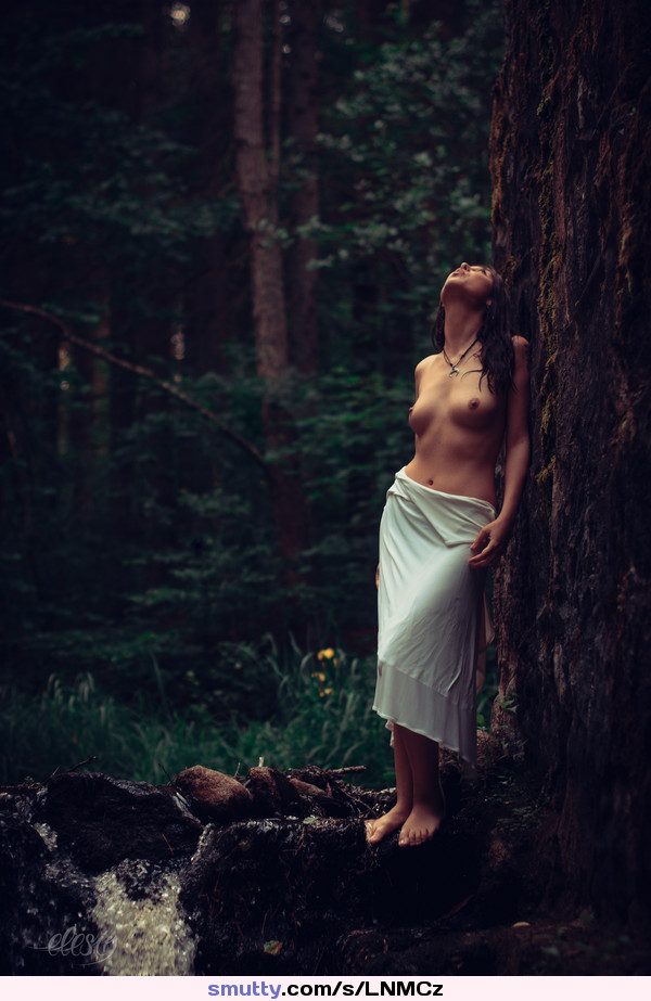 #forest#nature#outdoor#Trees#topless#necklace#brownhair#nipples#boobs#breasts#tits#sexy#beauty#attractive#gorgeous#seductive#FemmeStructure