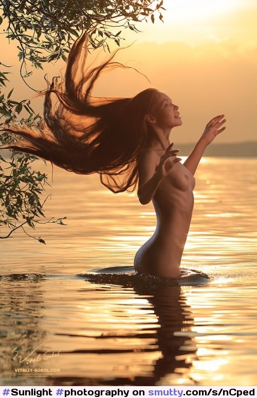 #Sunlight#photography#daylight#nature#outdoor#outdoornudity#sideprofile#hairflip#waterbody#water#reflection#redhead#redhair#seductive#sultry