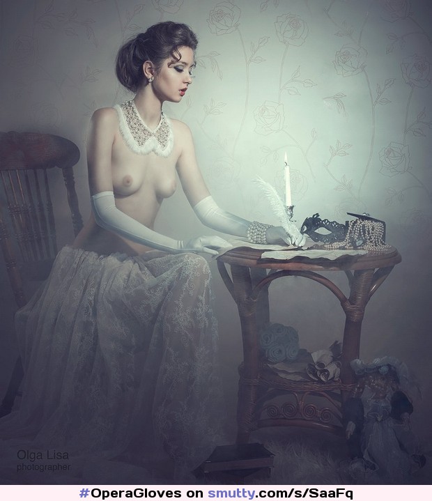 #jewellery#brunette#candlelight#CandleLit#candle#elegant#classy#lace#topless#chair#table#gloves#vintagelooks#paintinglike#artistic#artnude