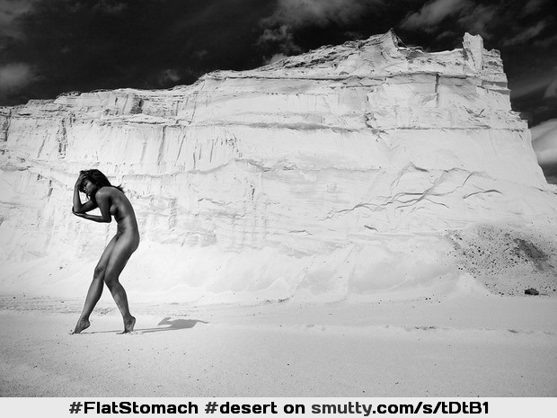 #desert#sideboob#sideview#brunette#sand#art#artistic#artnude#nature#outdoor#outdoornudity#lightandshadow#BlackAndWhite#photography#daylight