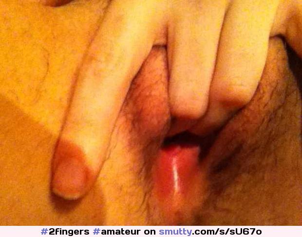 #amateur #privatepicture #fingeringpussy #hairypussy #2fingers