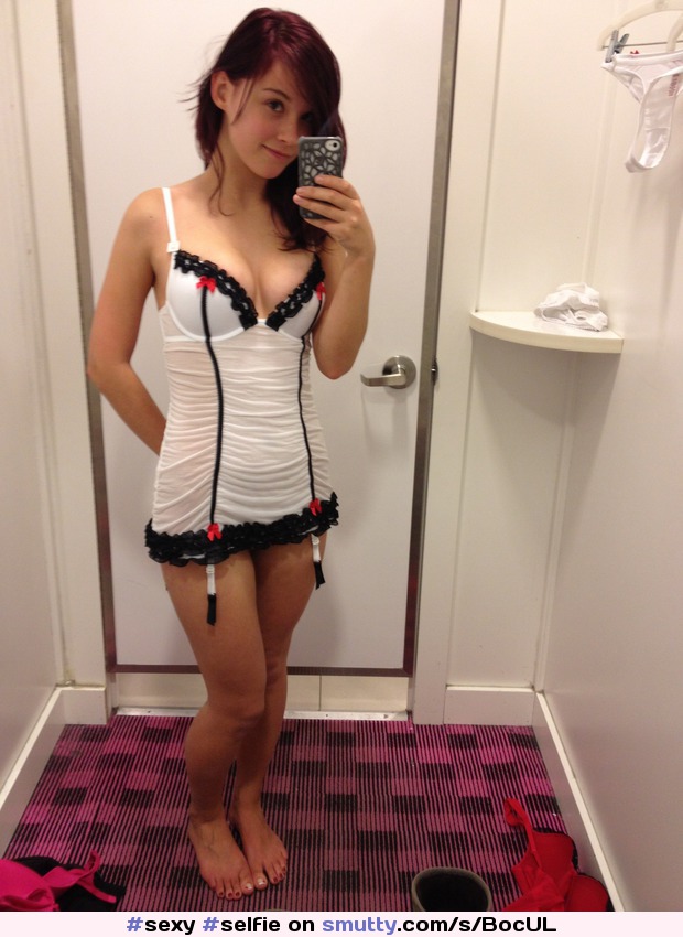 #sexy #selfie #changingroom #lingerie
