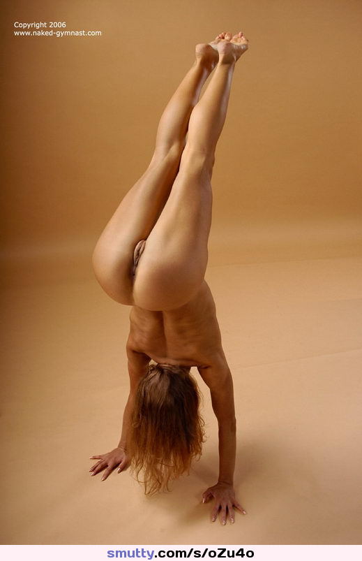 #hotbabes #nude #flexibabes #flexibel #hotpose #pose #pussy #hotpussy #titts #babes #beauty #atletik #greatgirls
